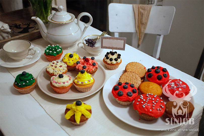 Cupcakes se hodí na svatby, oslavy, nebo na obyčejné posezení u čaje.